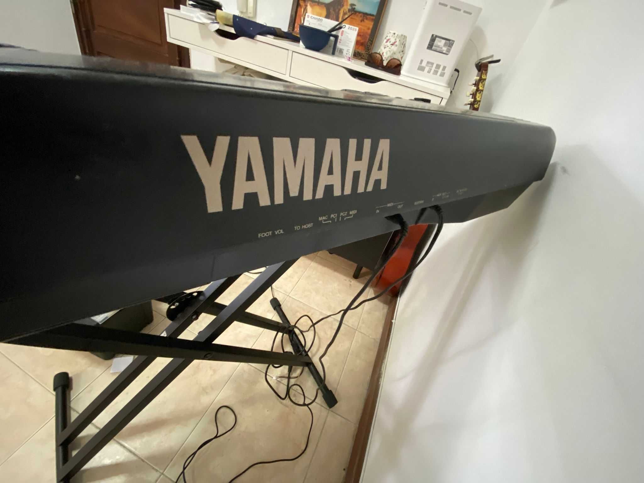 teclado arranjador yamaha PSR 730