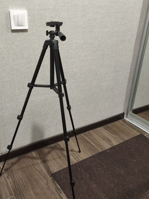 Штатив трипод триногу для камер та смартфонів Чорний