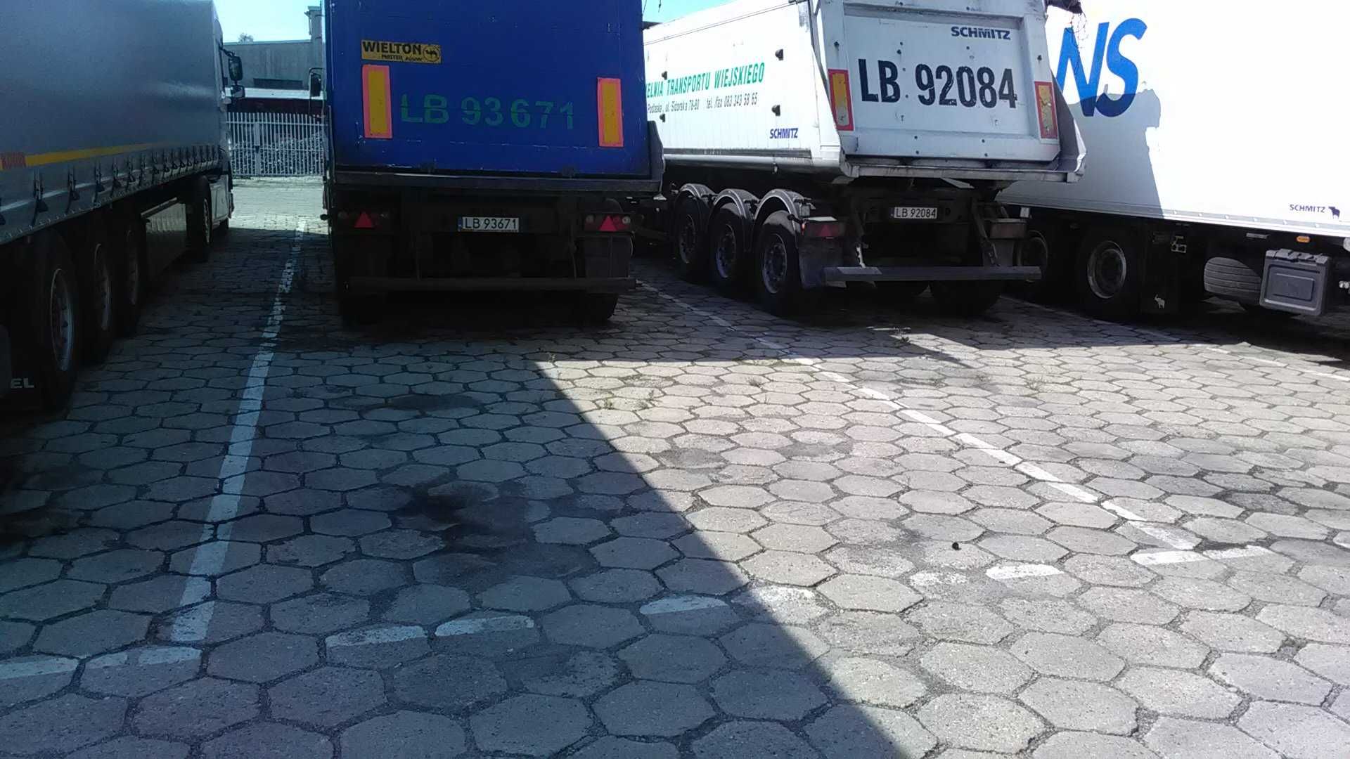 Miejsce Parkingowe dla samochodu CIĘŻAROWEGO TIR