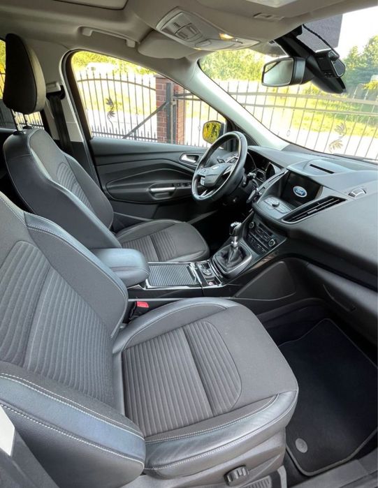 FORD KUGA 2017 2.0 TDCi 150 KM