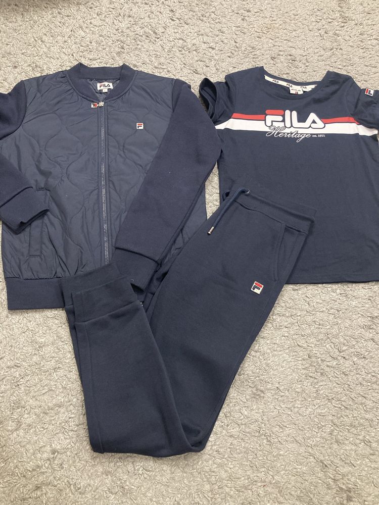 Жіночий спортивний костюм Fila