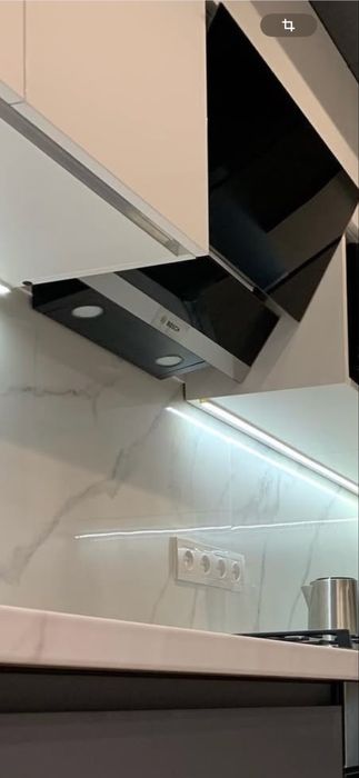 Вытяжка декоративная Bosch