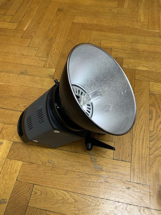 Продам осветитель Grifon QL-1000