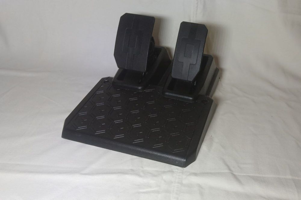 Thrustmaster T128 - повний комплект, відмінний стан, готовий до гри