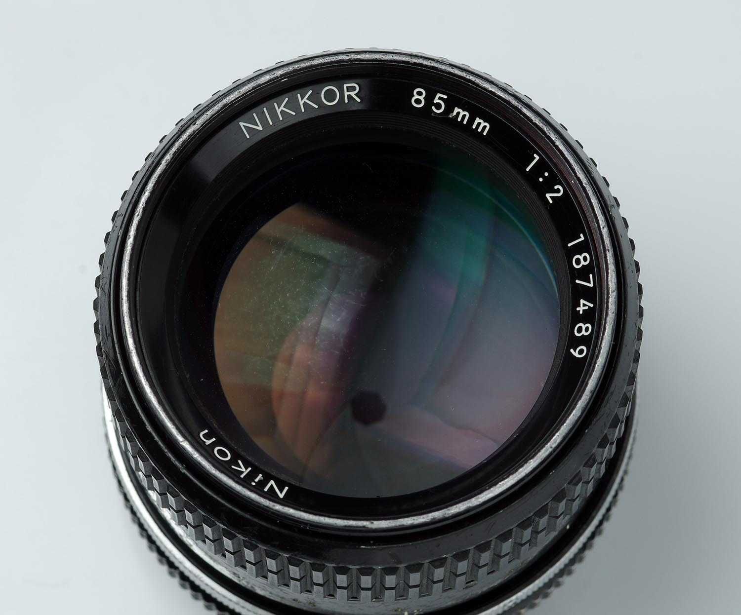 NIKKOR 85/2.0 Ai – класичний портретник від Nikon