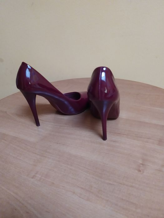 Szpilki czółenka rozmiar 36