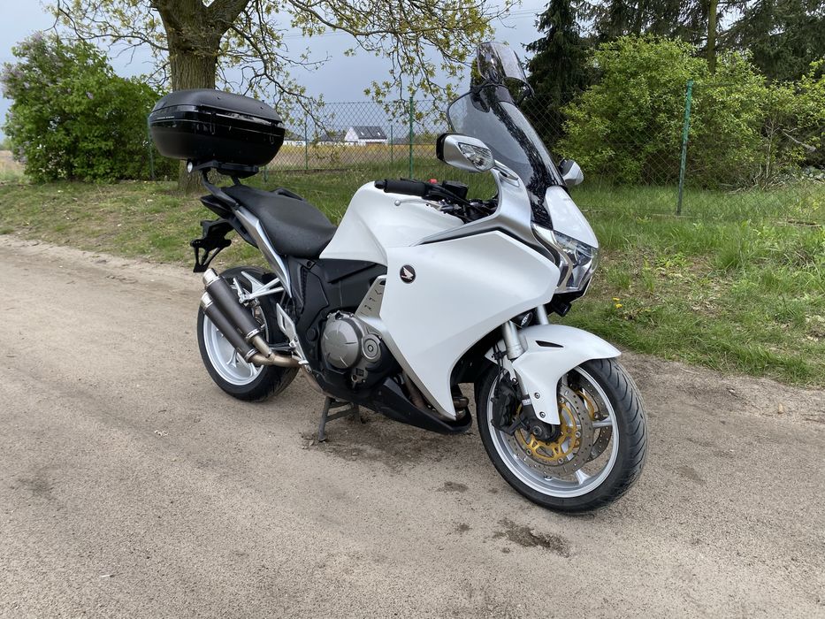 Honda VFR 1200 F 2010r