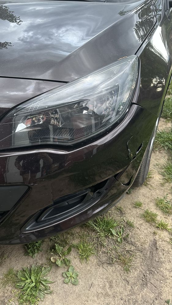 Zderzak przód opel astra J (13-15) brazowy (Z41C)