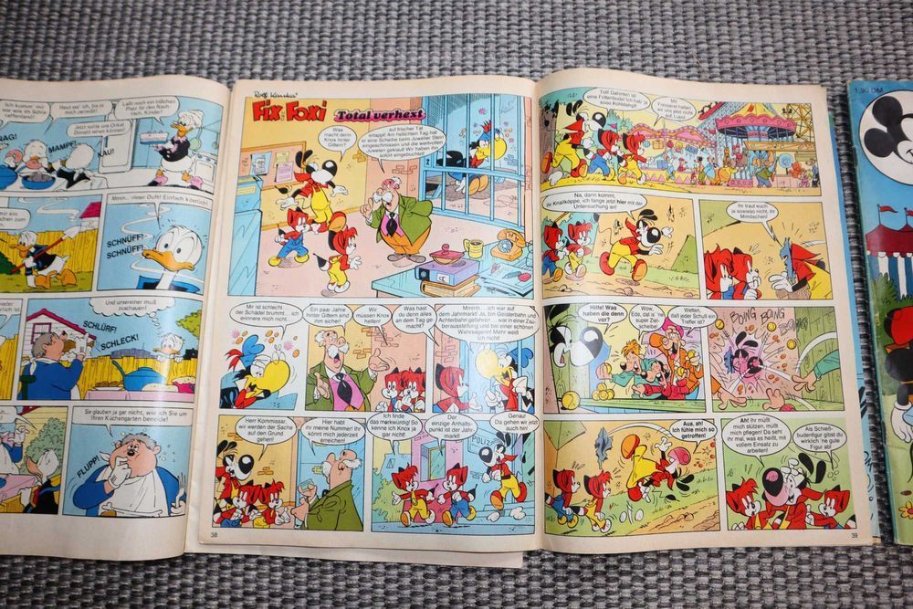 Stare komiksy Donald Myszka Miki Pluto B073001