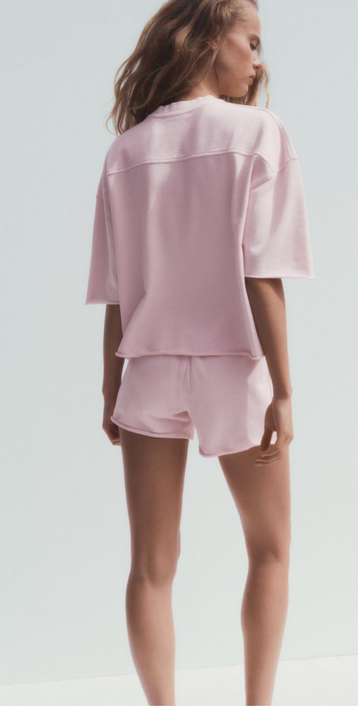 Жіночий костюм Zara, оверсайз футболка Zara і шорти Zara жіночі розові