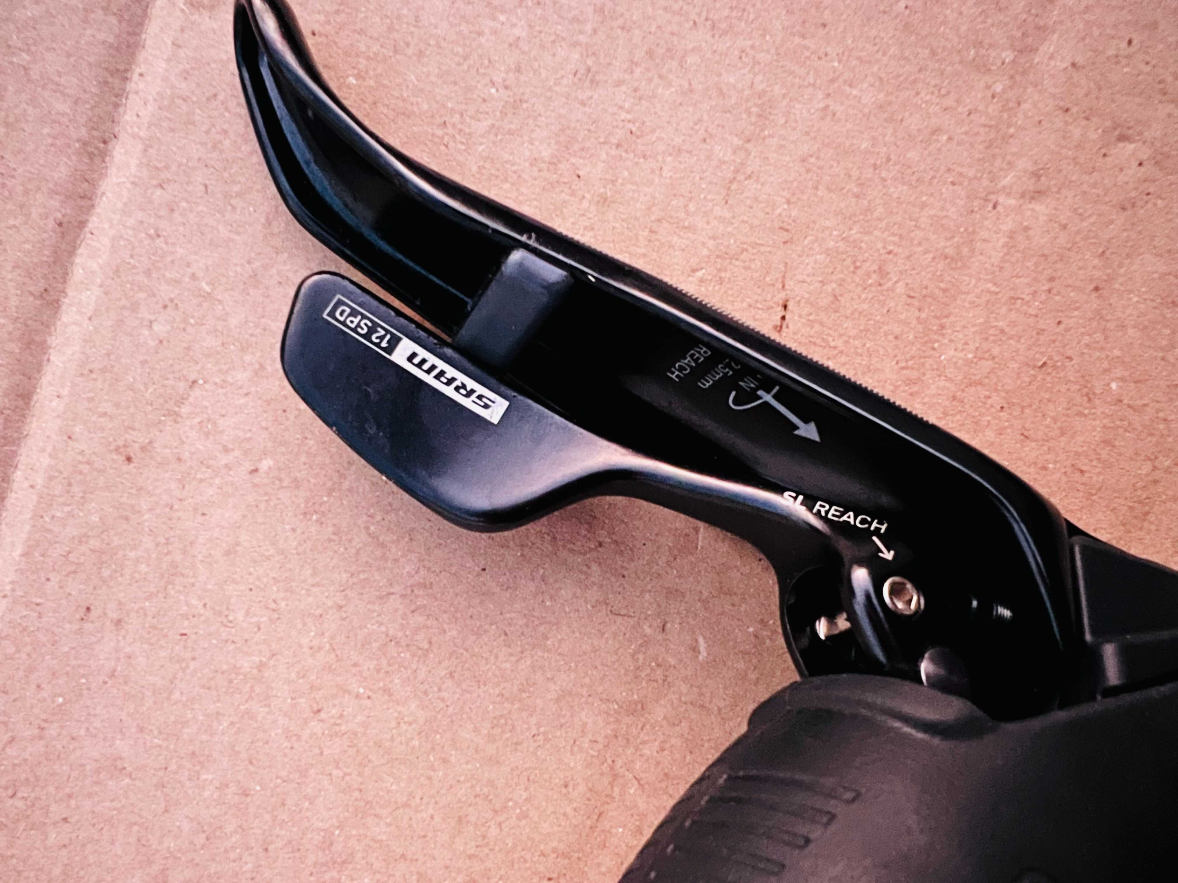 Klamkomanetka SRAM APEX XPLR Hamulec hydrauliczny 1x12s DoubleTap 12s