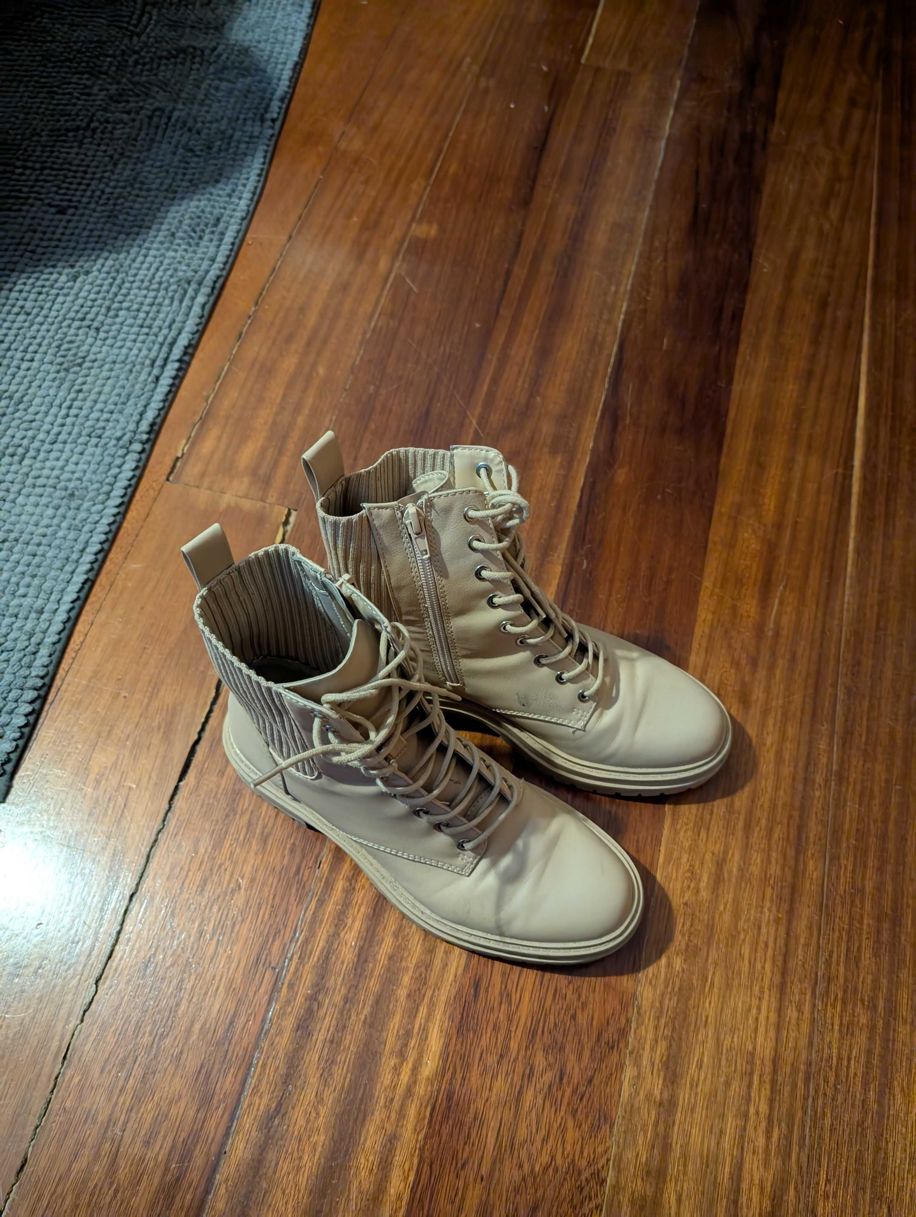 Botas Lefties Bege