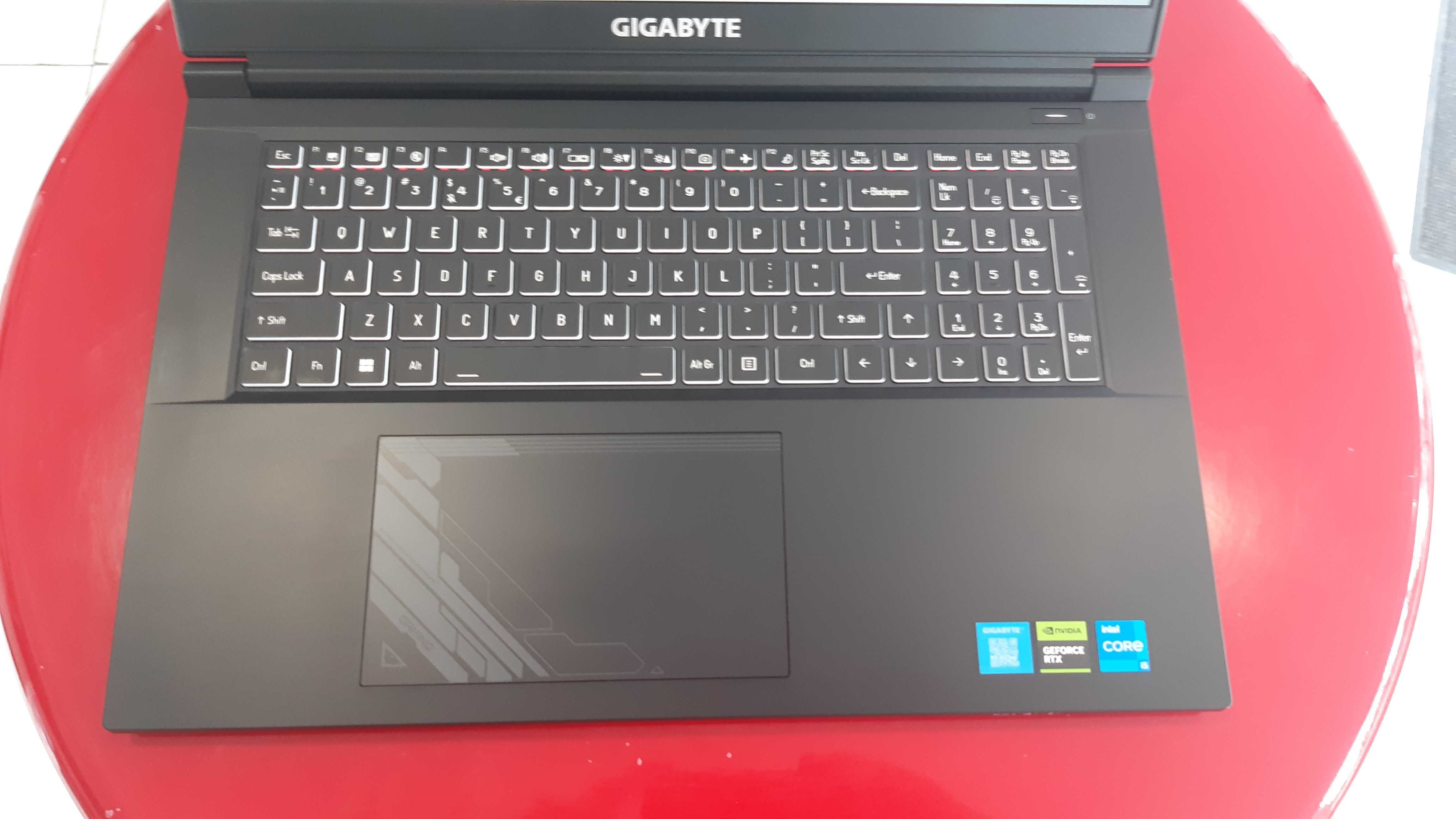 Nowy Laptop Gamingowy Gigabyte i5-12500f 16GB/512SSD RTX4060 FV Raty0%