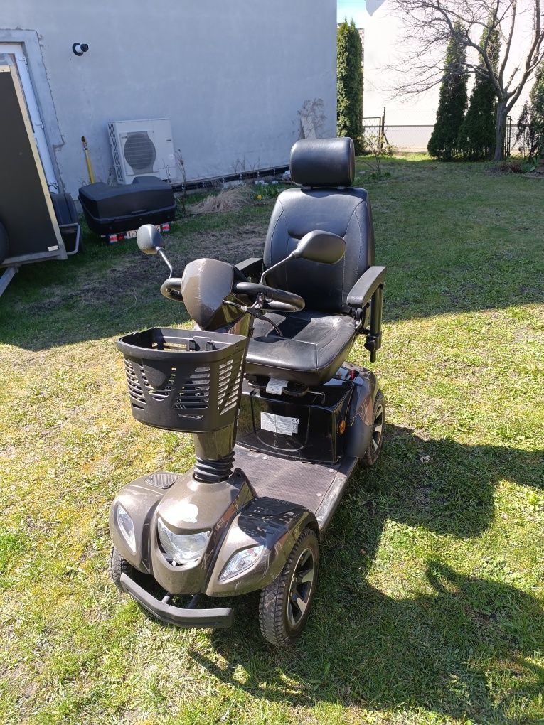 Skuter inwalidzki elektryczny Vermeiren Carpo 2