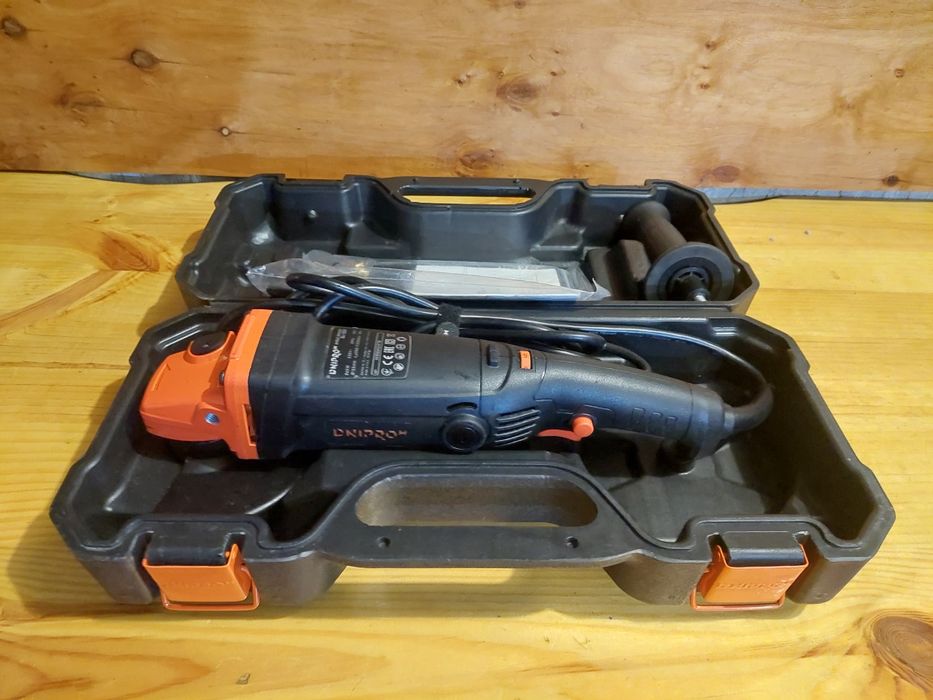 Кейси для інструментів  дніпро-м