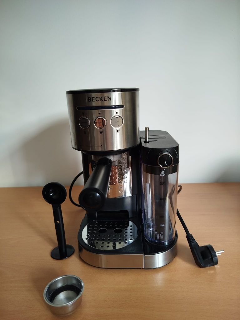 Máquina USADA de Café Manual BECKEN + 1 embalagem café
