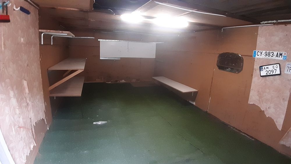 Гараж на Борщаговке со светом 22м2