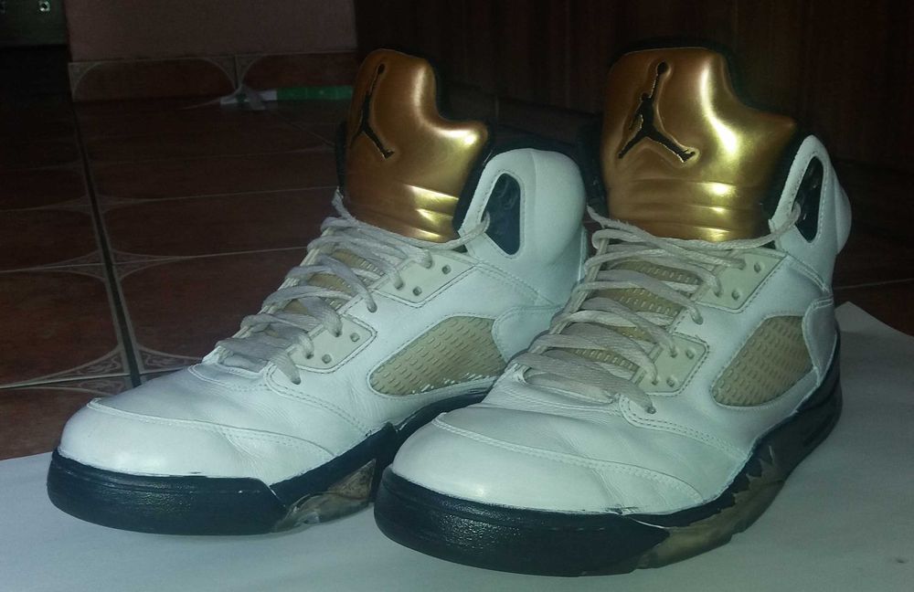 Buty AIR JORDAN 5 - Złoto Metaliczne