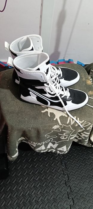 Botas boxe novas número 42