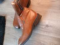 Botas homem em pele novas
