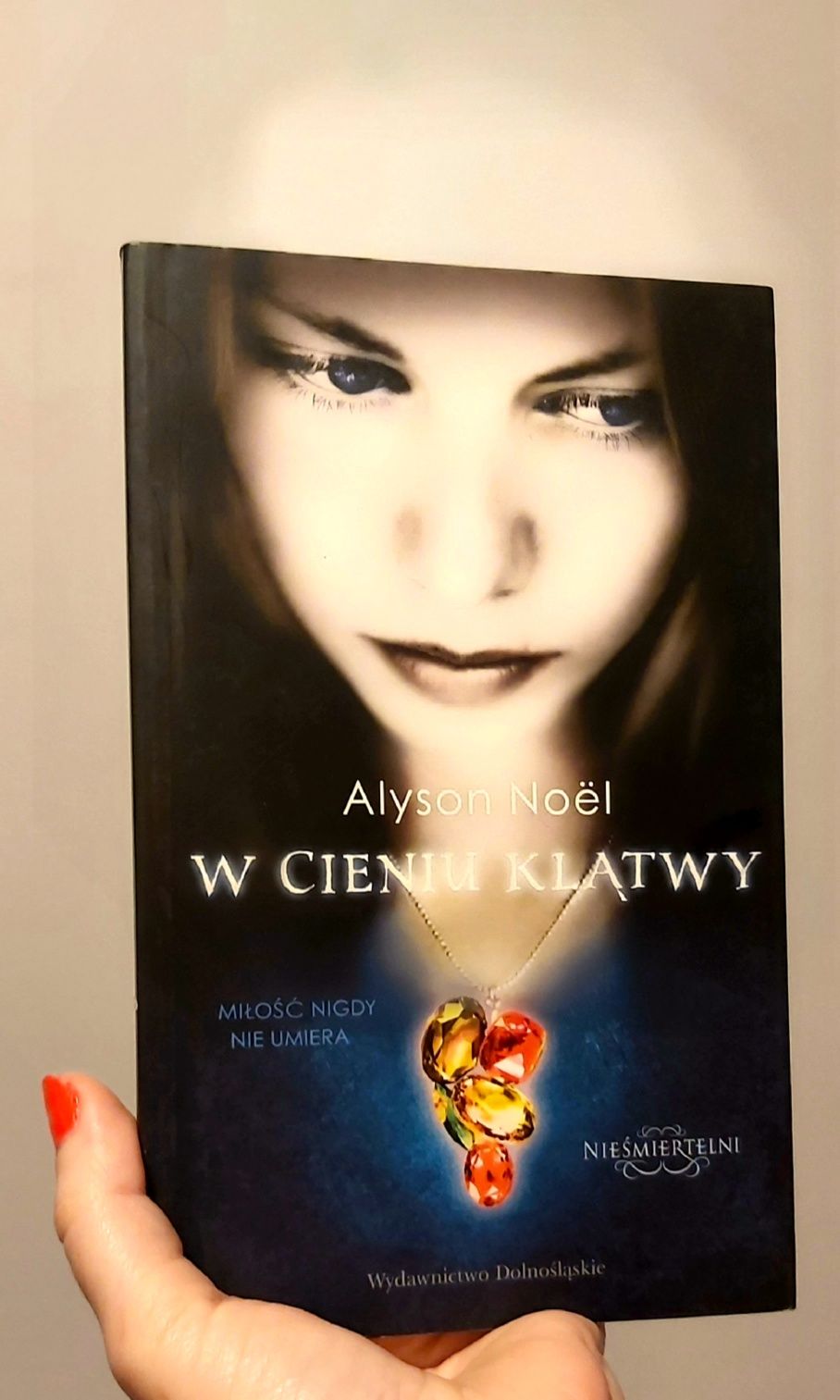 W cieniu klątwy - Alyson Noël