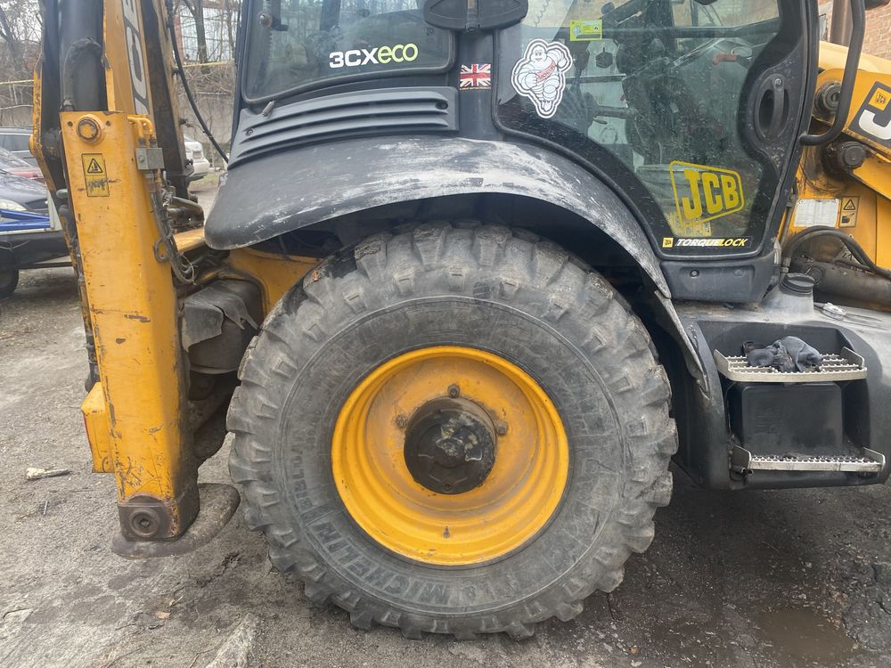 Продам JCB 3CX