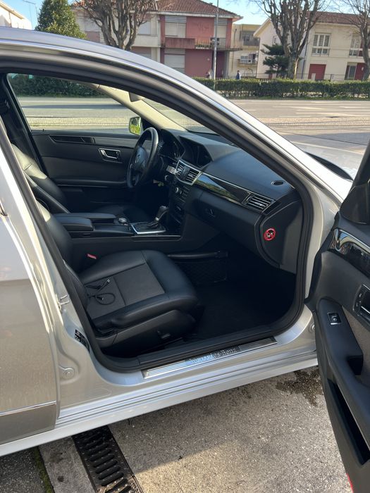 Mercedes E250 cdi AMG (trato de financiamento)