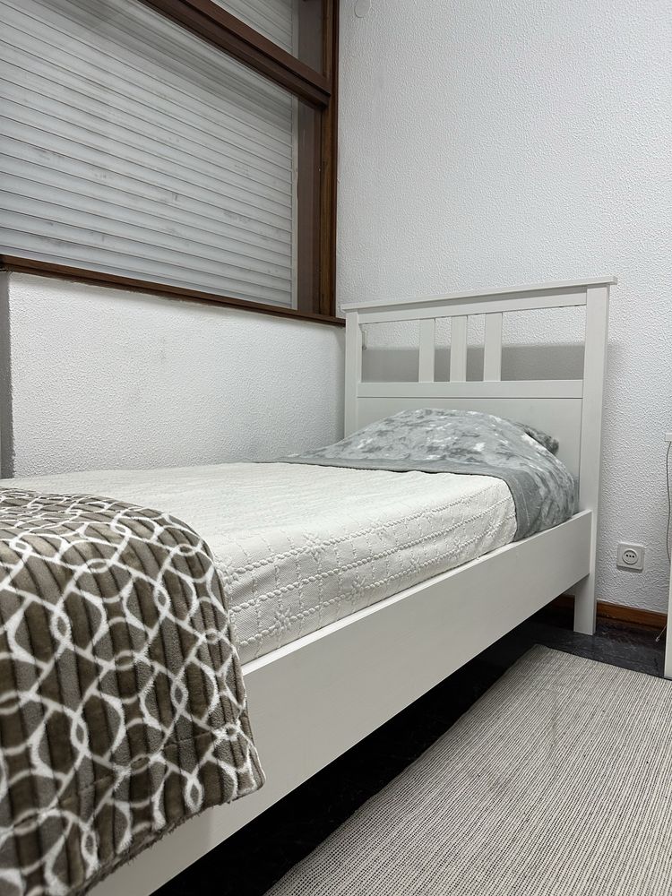 Cama individual IKEA HEMNES