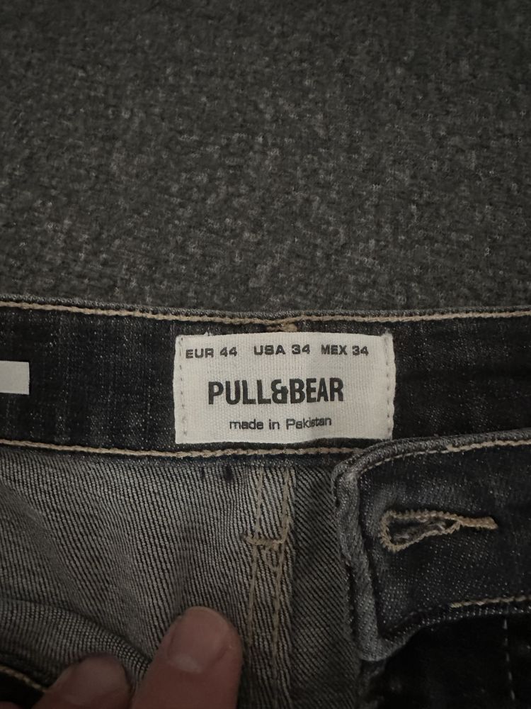 Sprzedam jeansy pull&bear eur44 nowe!