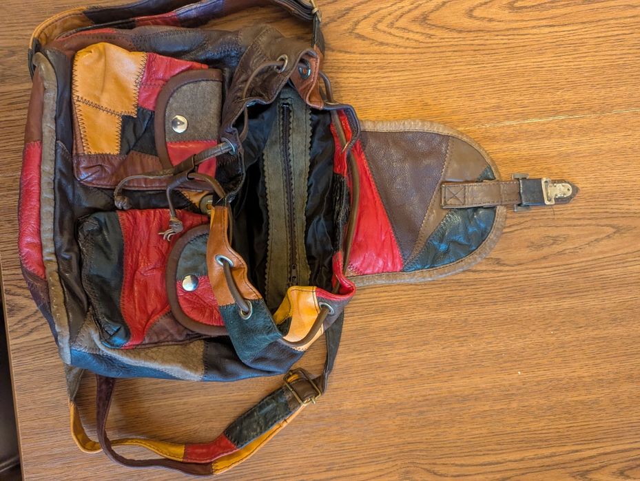 Kolorowy skórzany plecak, plecaczek