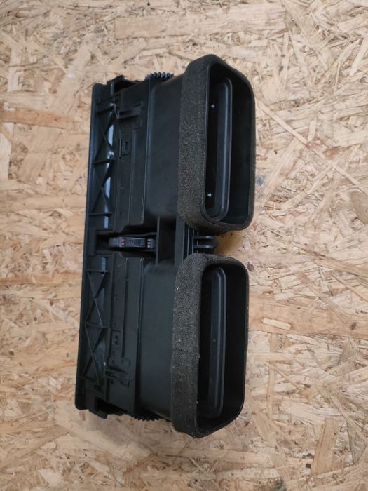 BMW E39 kratka nawiewu środkowa