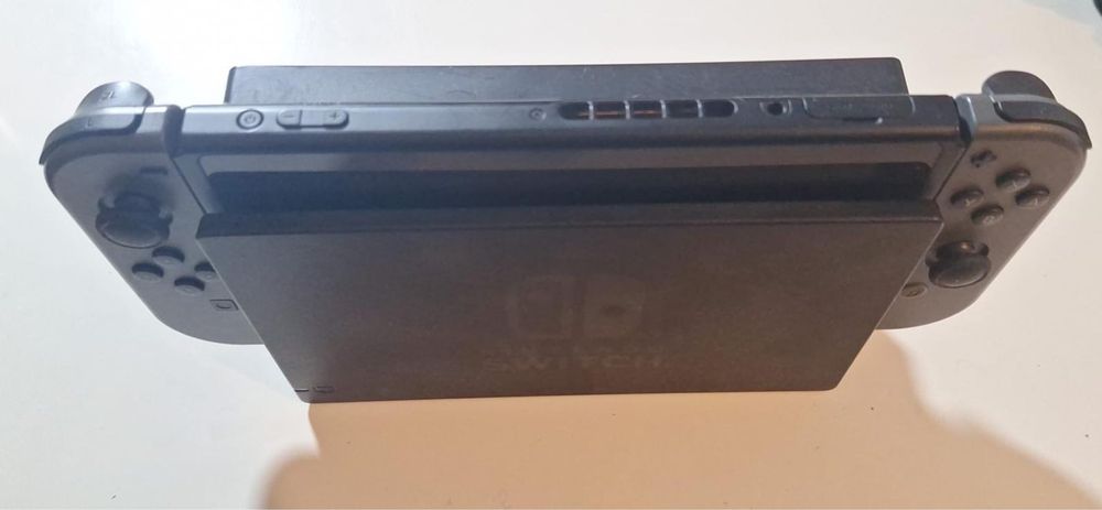 Nintendo switch б/в