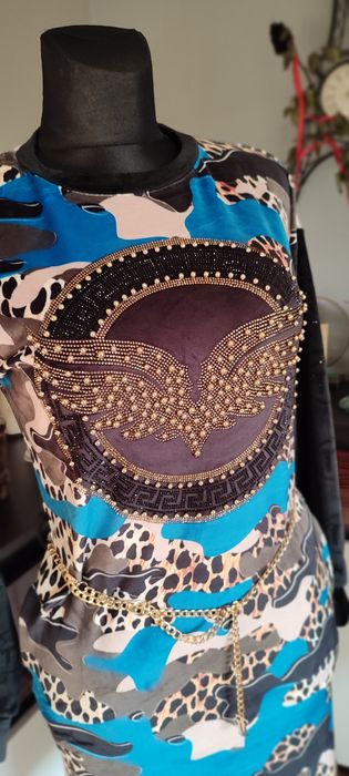 Sukienka welurowa Tatu