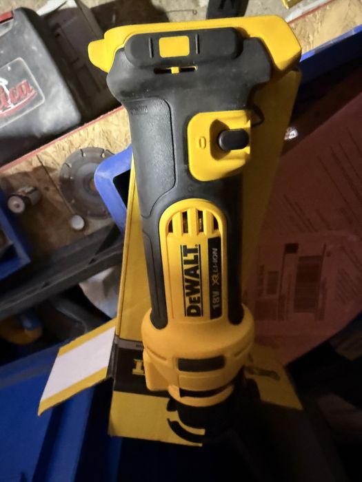 Frezarka do płyt GK DeWalt DCS551 nowa wycinarka