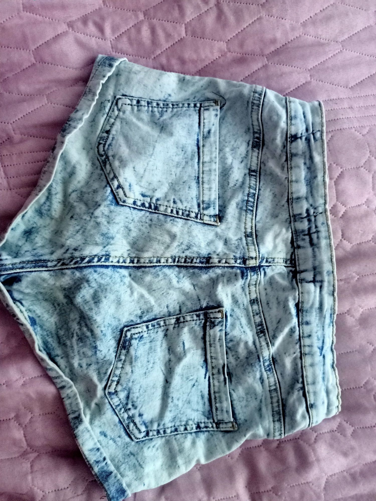 Krótkie spodenki damskie, jeans, Bershka, rozm. S