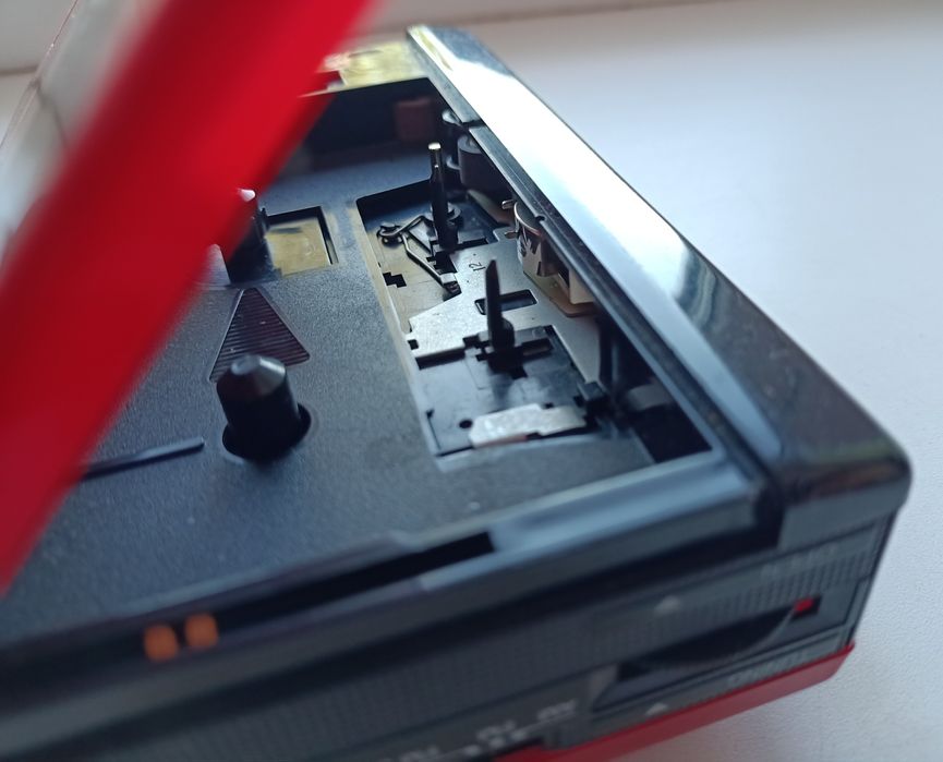 SHARP JC-127R Кассетный плеер Винтаж nec national walkman