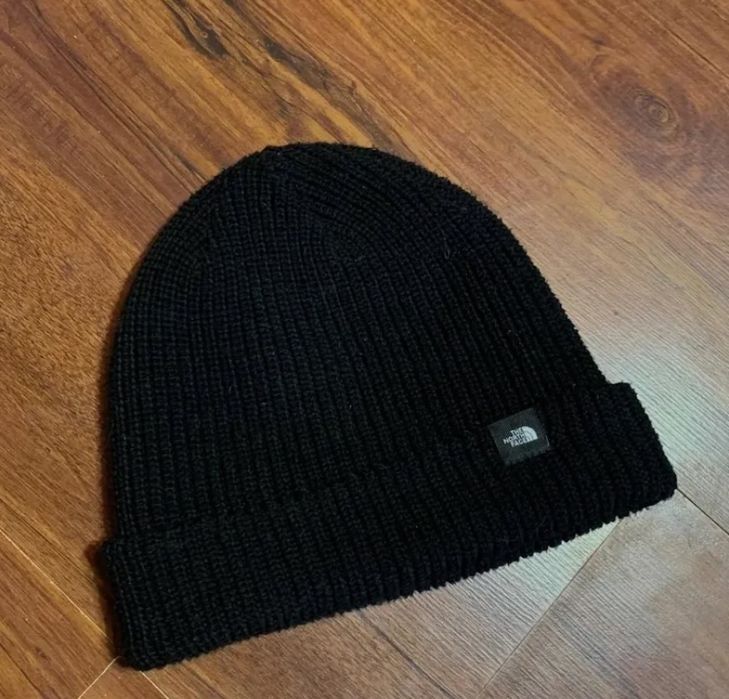 Шапка TNF в ідеальному стані