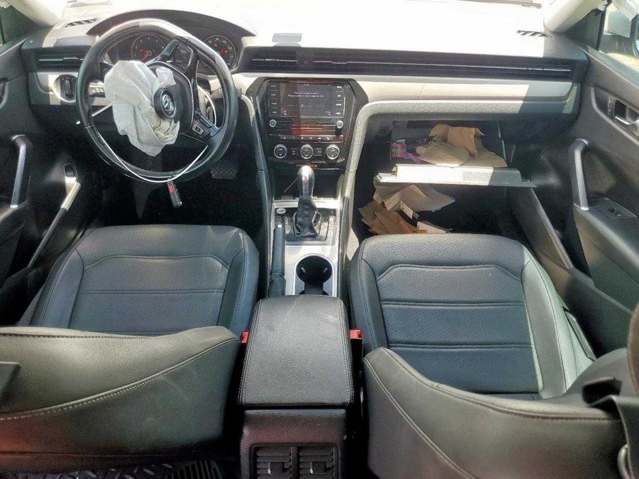 Продам 2020 VOLKSWAGEN PASSAT SE авто розмитнене 127т км пробігу