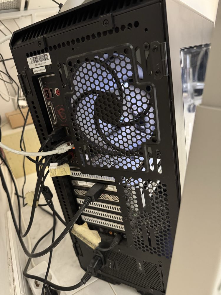 PC gaming completo Ryzen 7 5800X3d | 7800XT 16GB | 32Gb Ram | NVME