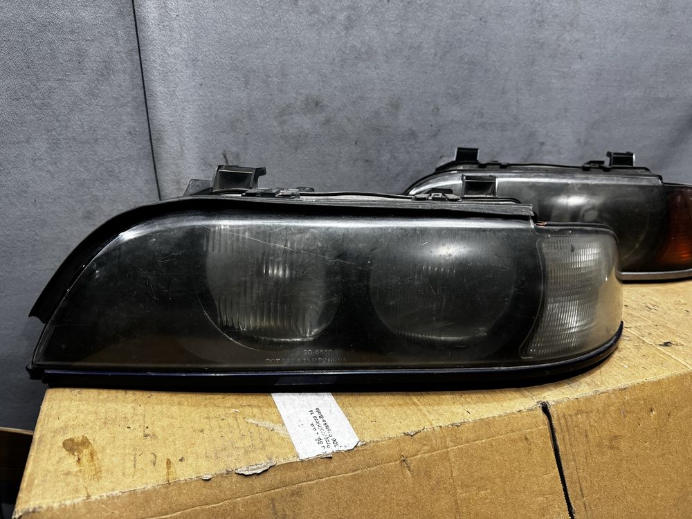 Фара левая BMW E39