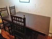 Mesa com 6 cadeiras