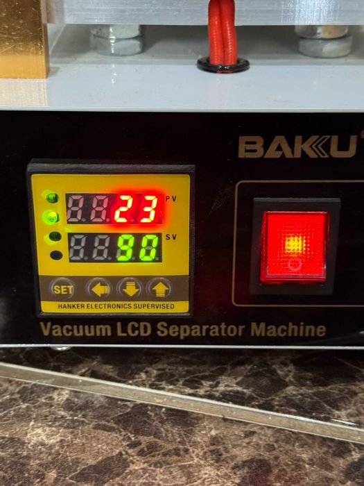 BAKU Vacuum LCD Separator Machine — Profissional e Fiável