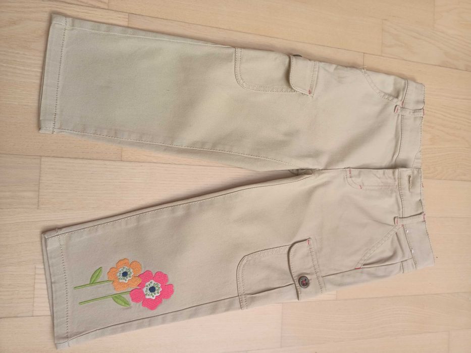 Spodnie typu capri marki Gymboree rozm. 7 lat