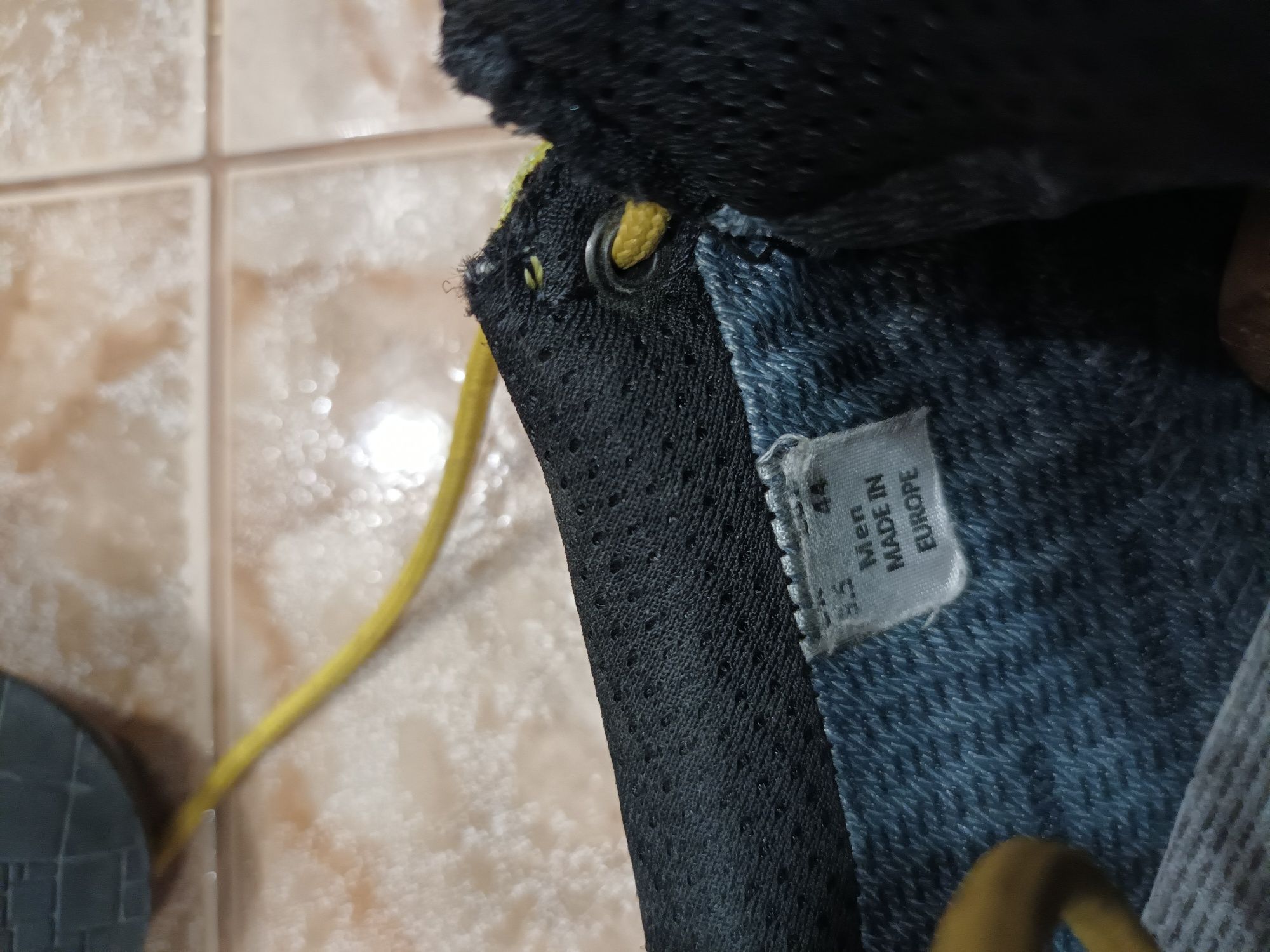 Кроссовки  Hanwag gore-tex