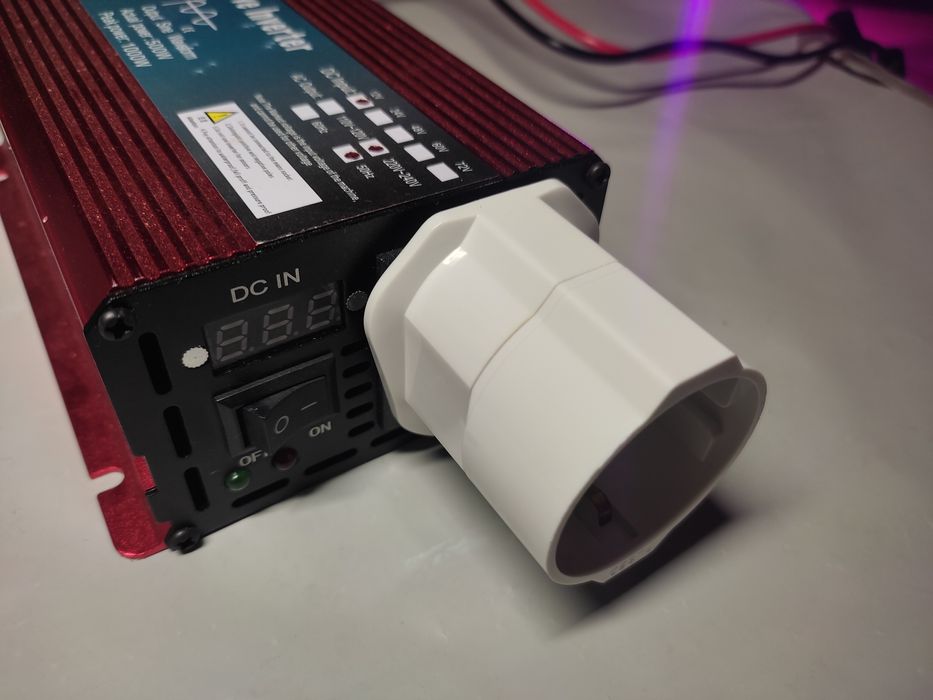 Реле напруги для захисту приладів.