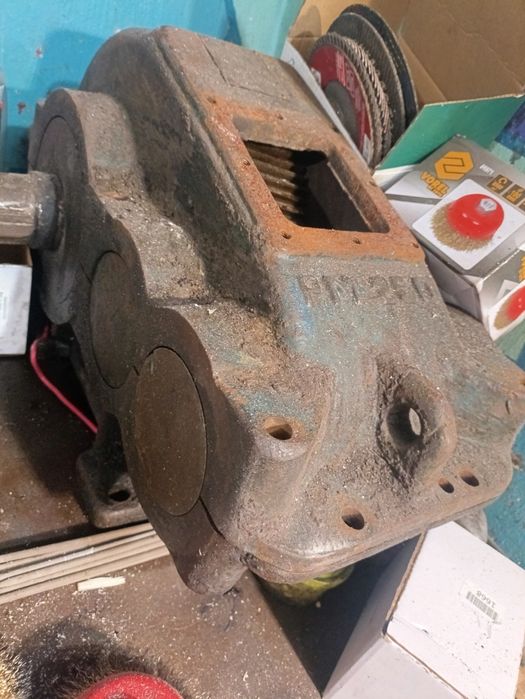 Продам редуктор РМ-250