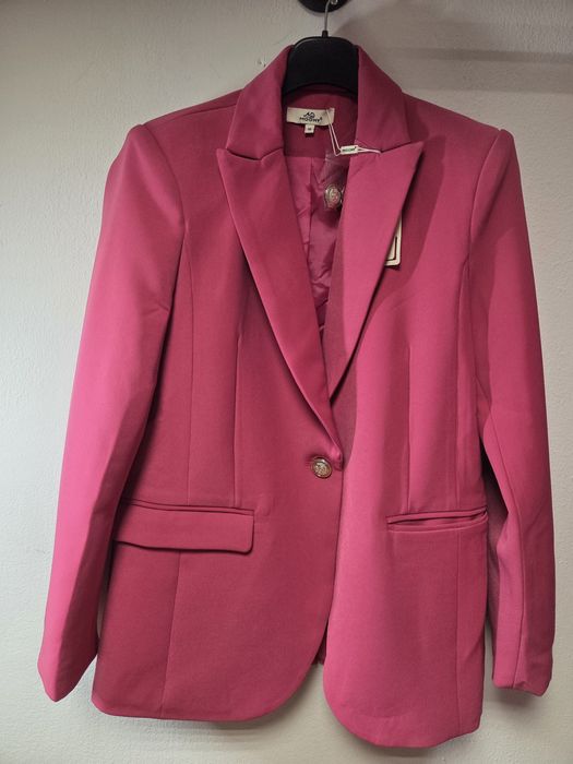 Wyprzedaż odzieży duża ilość