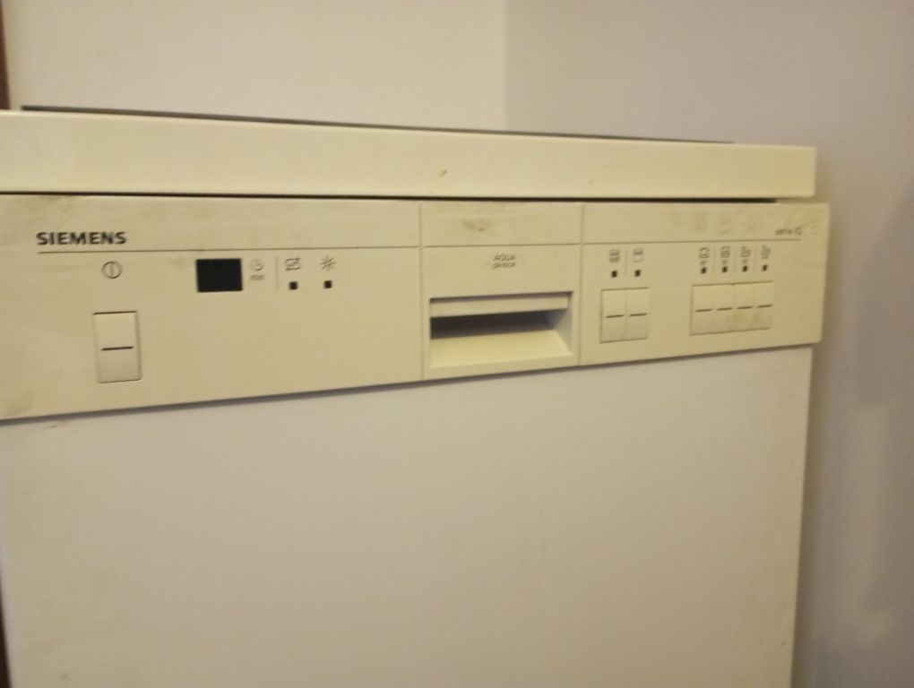 Посудомийна машина Siemens serieIQ.
