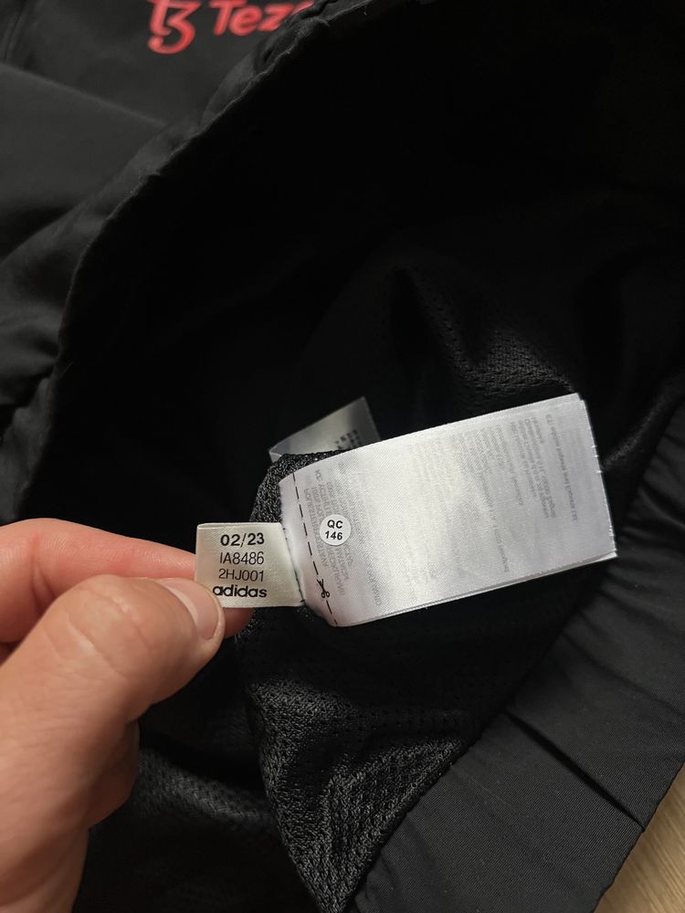 Kurtka adidas Manchester United Tiro 23 Presentation Jacket