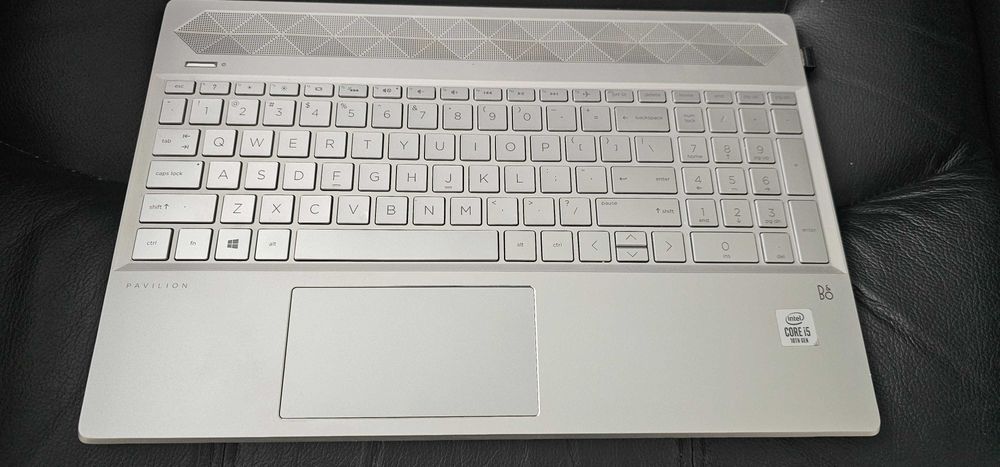 HP Pavilion 15 i5-1035G1/12GB/512/Win10